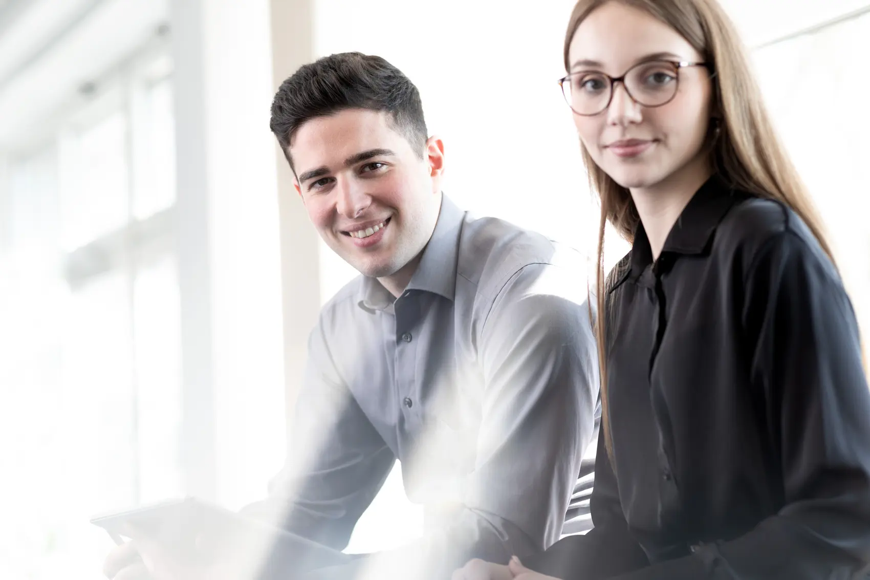 STARK-Team im hellen Büro in Heidelberg